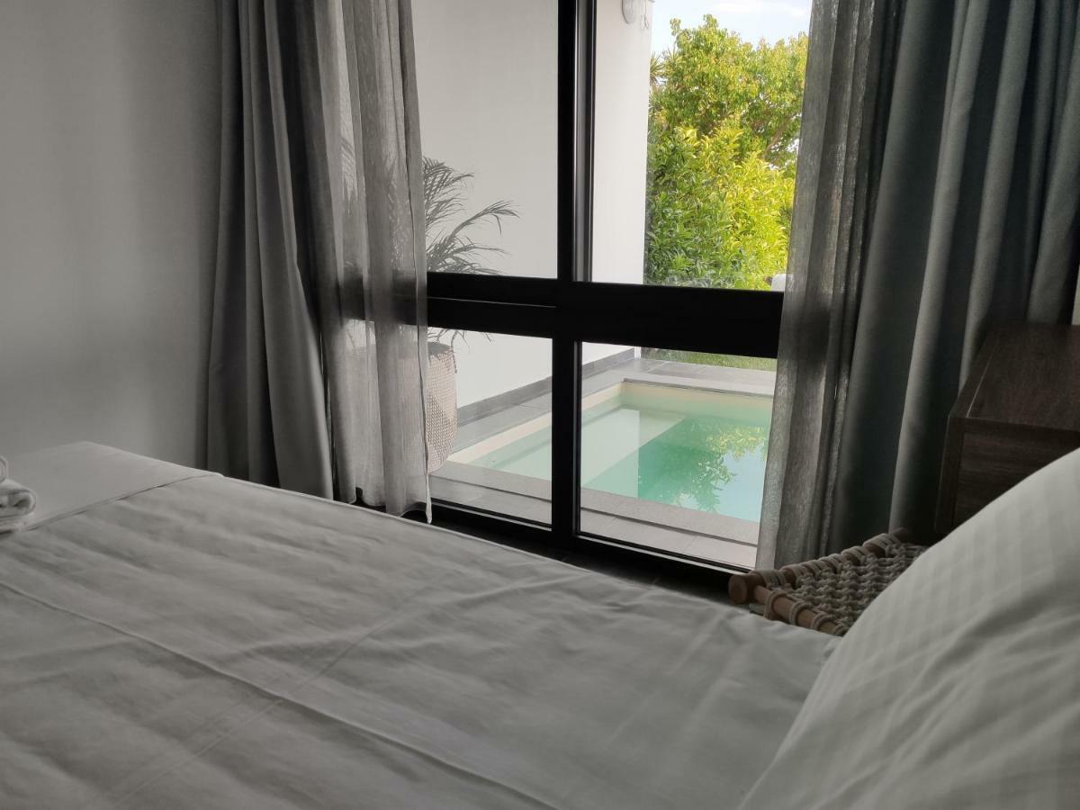 Thea Suites Potidea Nea Poteidaia Esterno foto