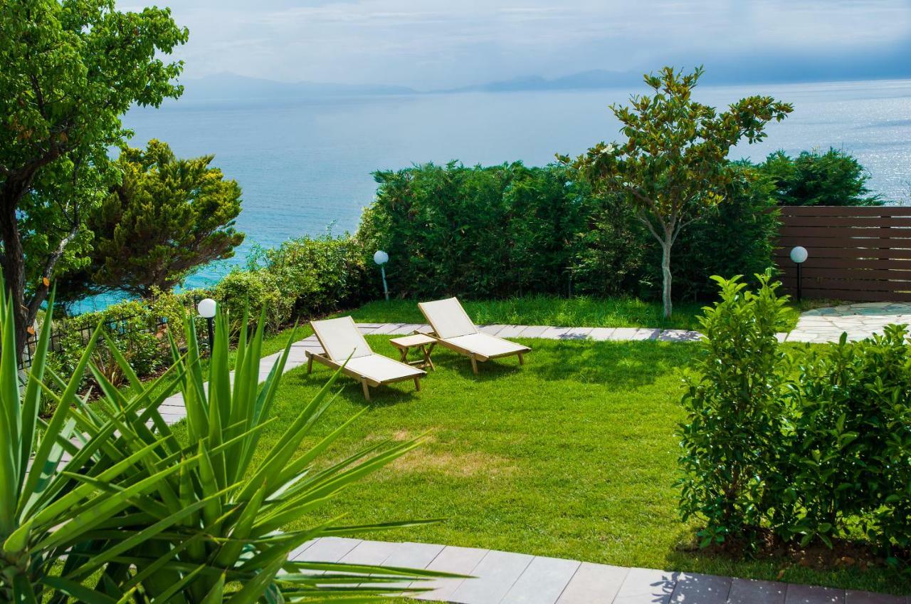 Thea Suites Potidea Nea Poteidaia Esterno foto
